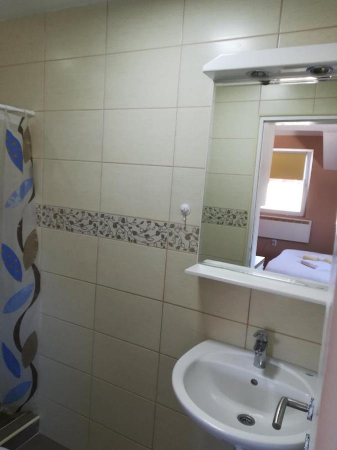 Zen Apartmani Novi Sad Exterior foto